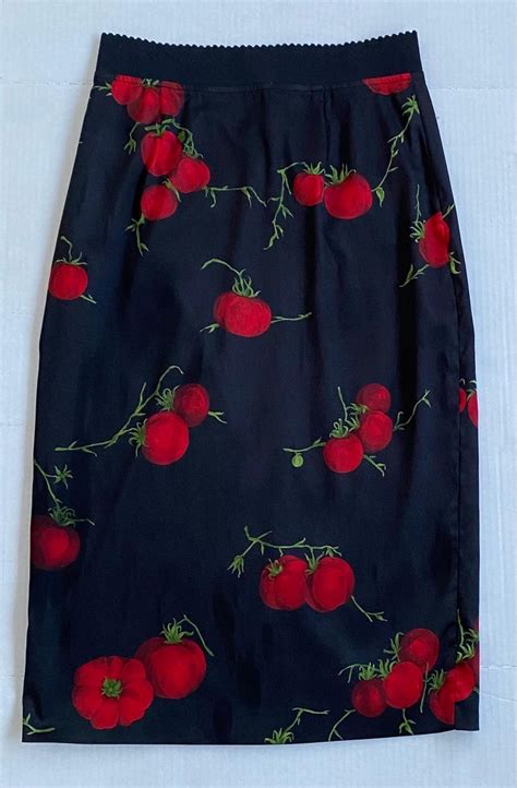 fake dolce&gabbana red dolce & gabbana tomato-print skirt buy|is dolce and gabbana real.